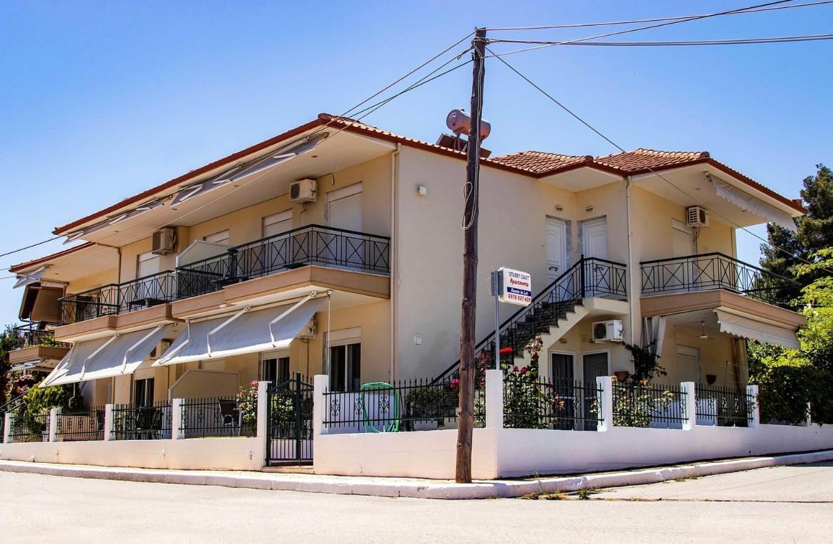 Starry Coast Apartments Неа Потидея Екстериор снимка