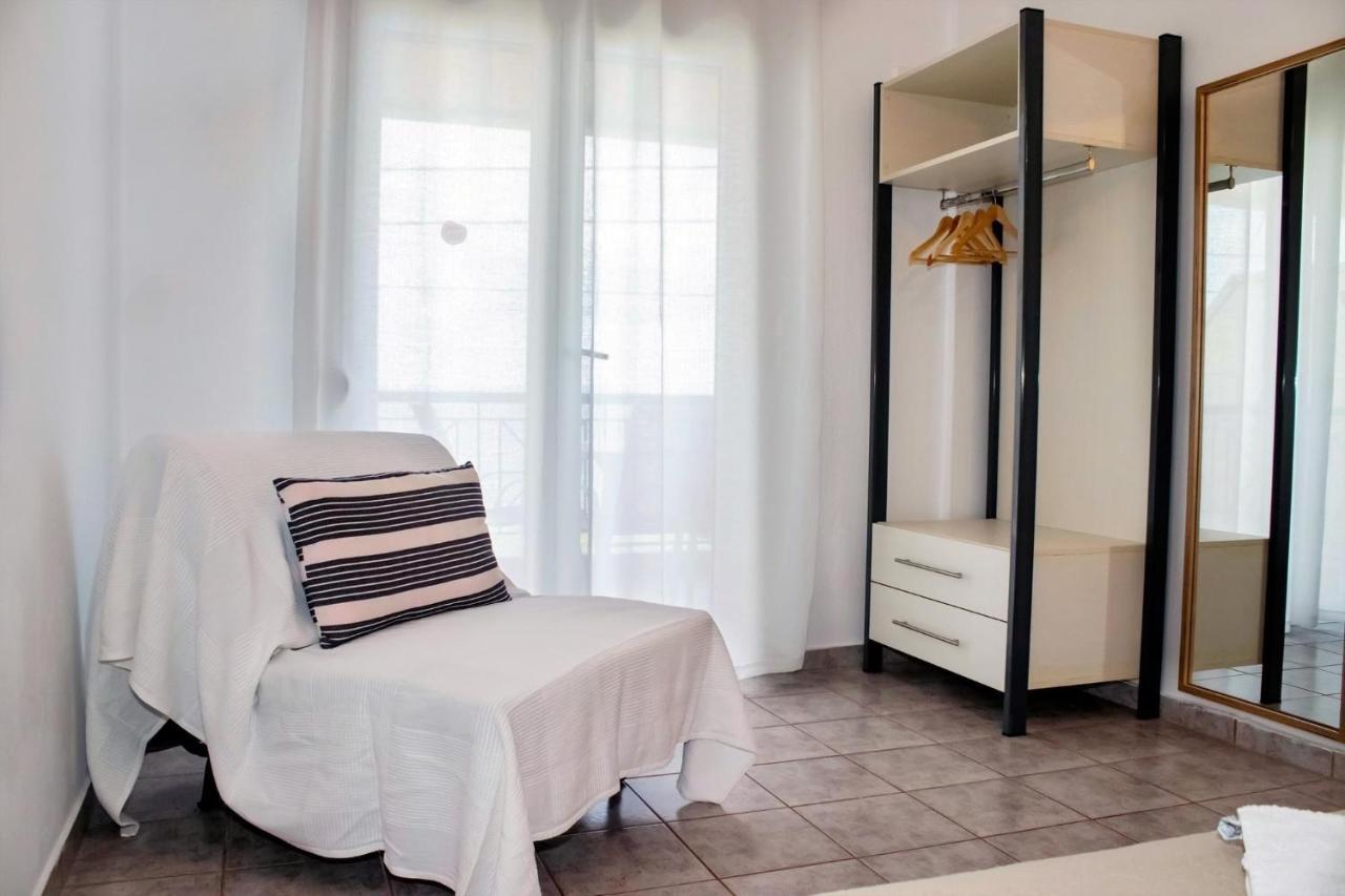 Starry Coast Apartments Неа Потидея Екстериор снимка