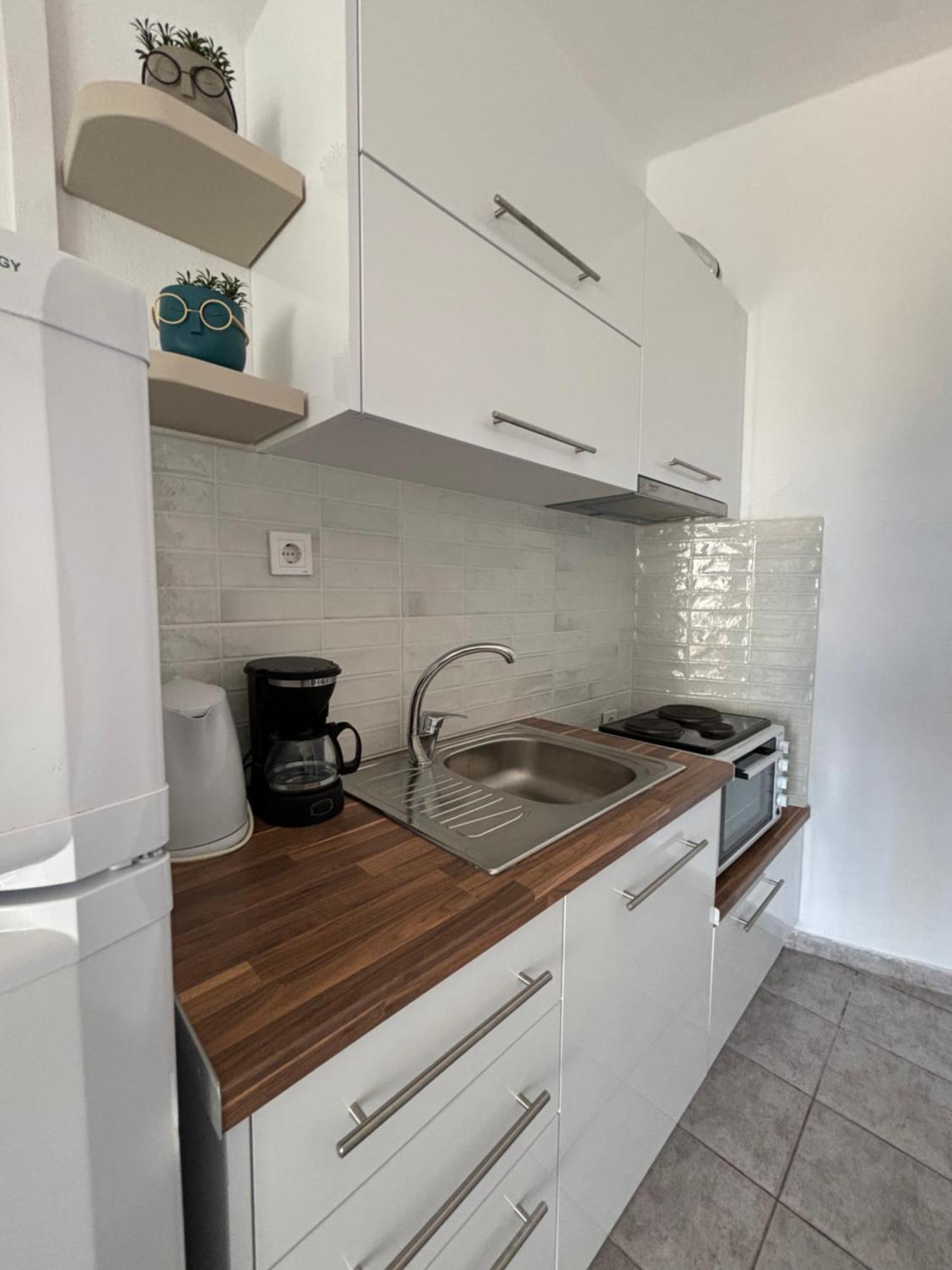 Starry Coast Apartments Неа Потидея Екстериор снимка